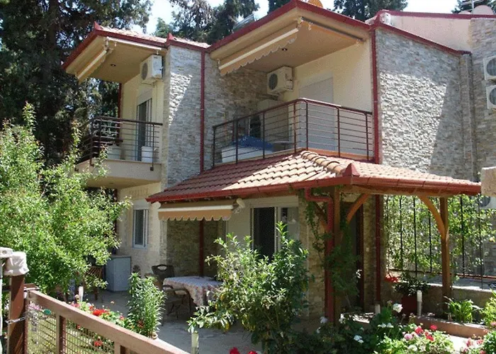 Purple_Rose_Apartment