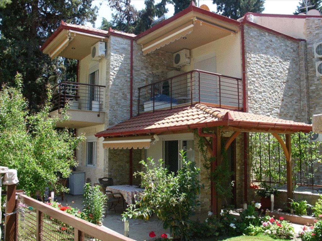 Purple_rose_apartment Case de vacanță Hanioti